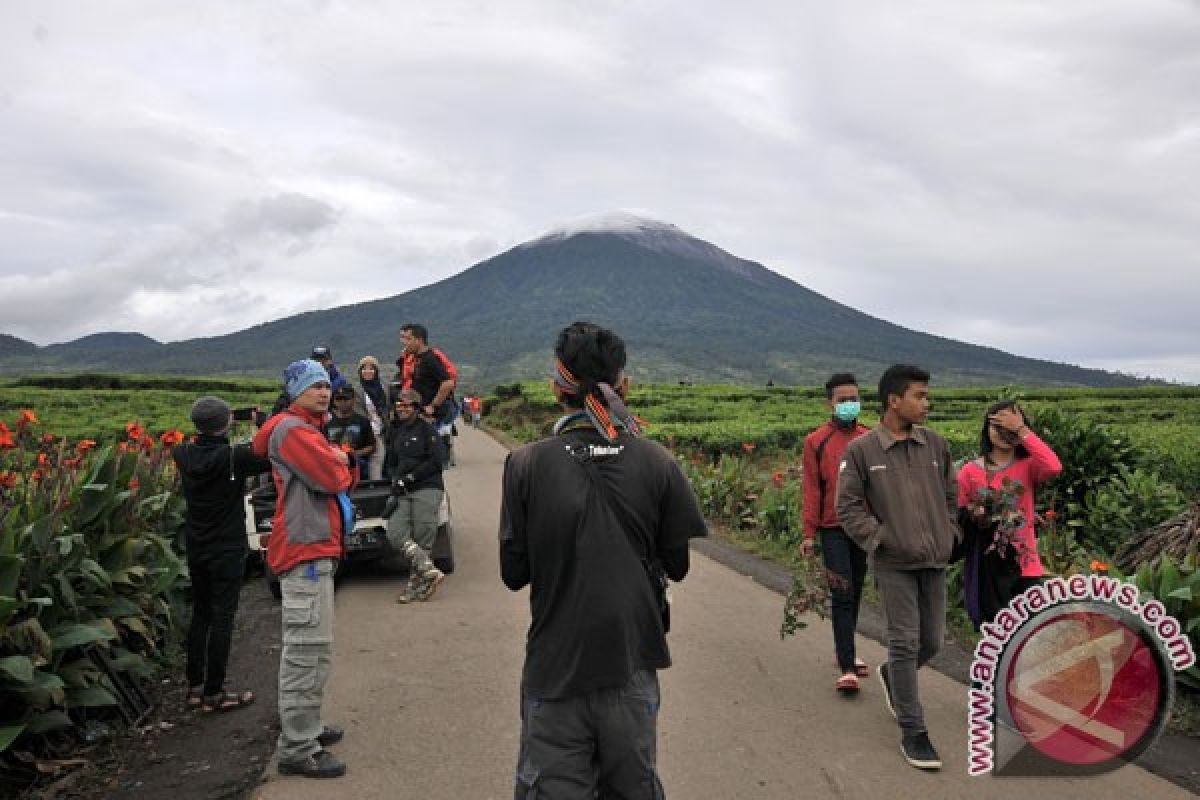 Jalur pendakian Kerinci lewat Sumbar bisa digunakan tahun ini