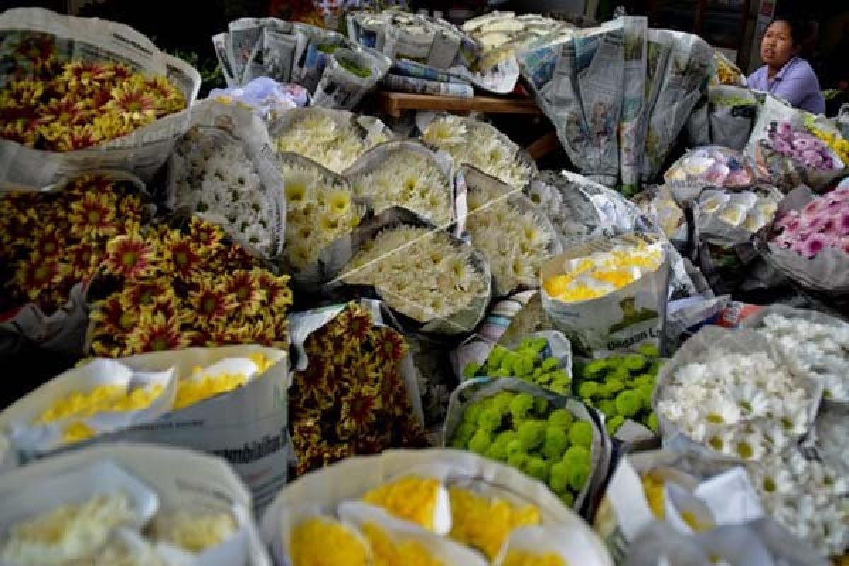 Pedagang Ingin Segera Tempati Pasar Kembang Semarang