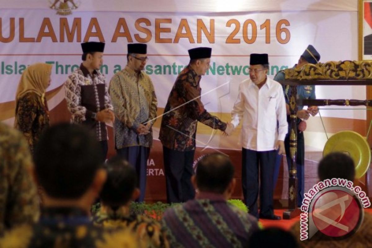 Vice President Opens Gathering of ASEAN Ulemas