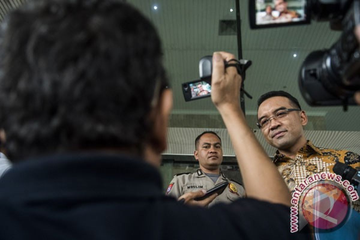 Hakim tanyakan rapat-rapat e-KTP ke Teguh Juwarno