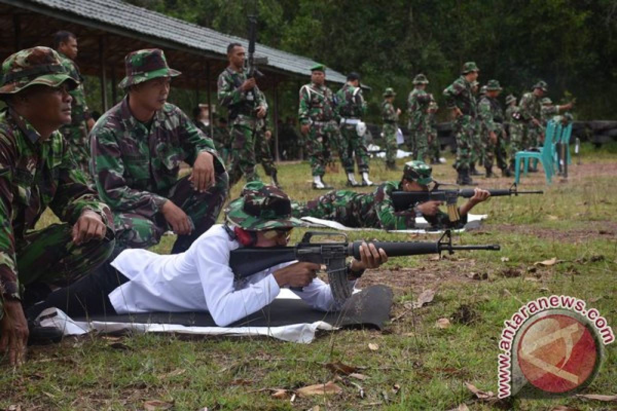 Wabup Banjar Kembali Latihan Menembak