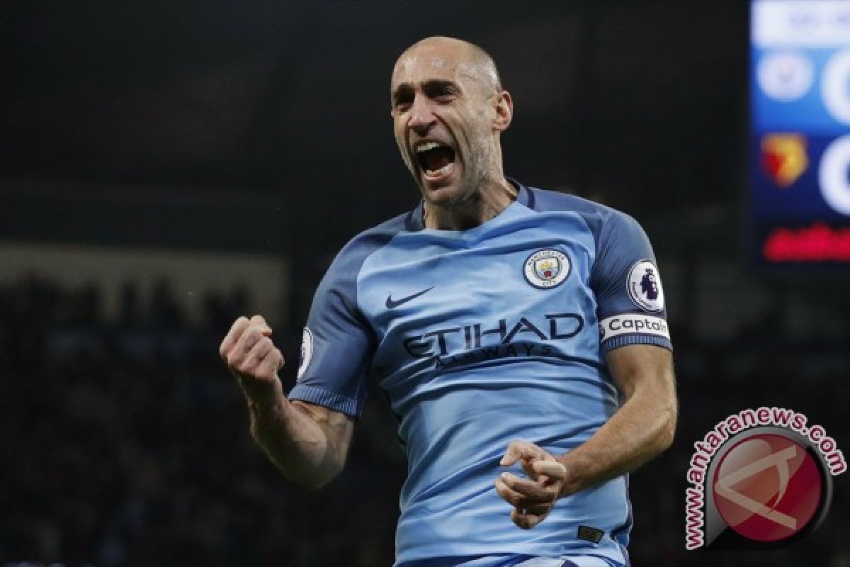 Zabaleta buka puasa, City tundukkan Watford 2-0