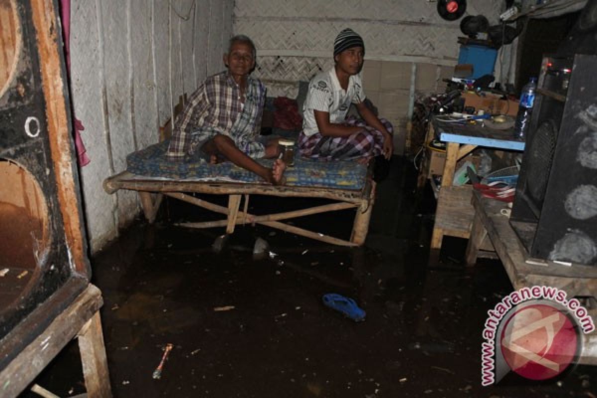 Banjir rendam ratusan rumah di pesisir Pantai Galela