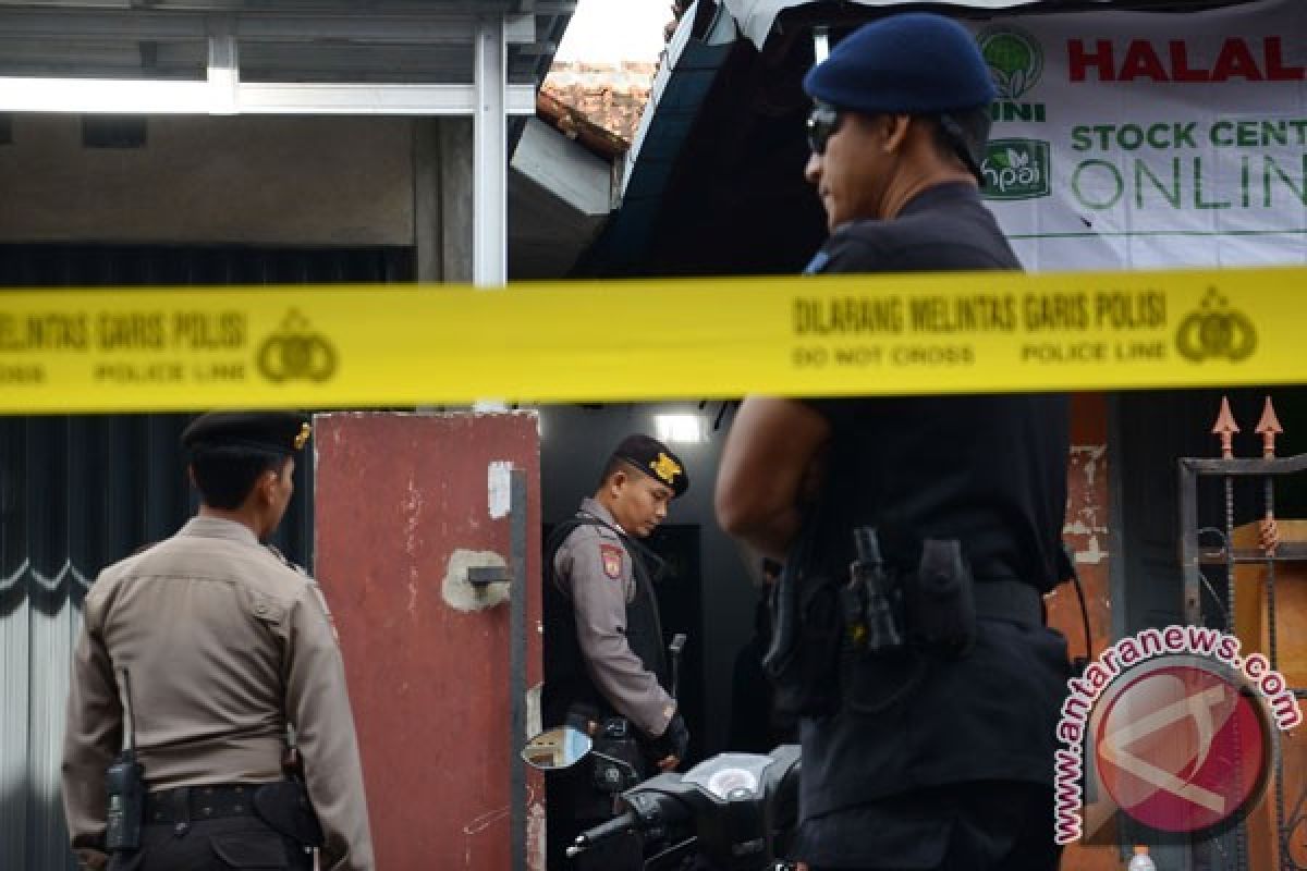 Polisi jaga rumah rumah terduga teroris Tasikmalaya