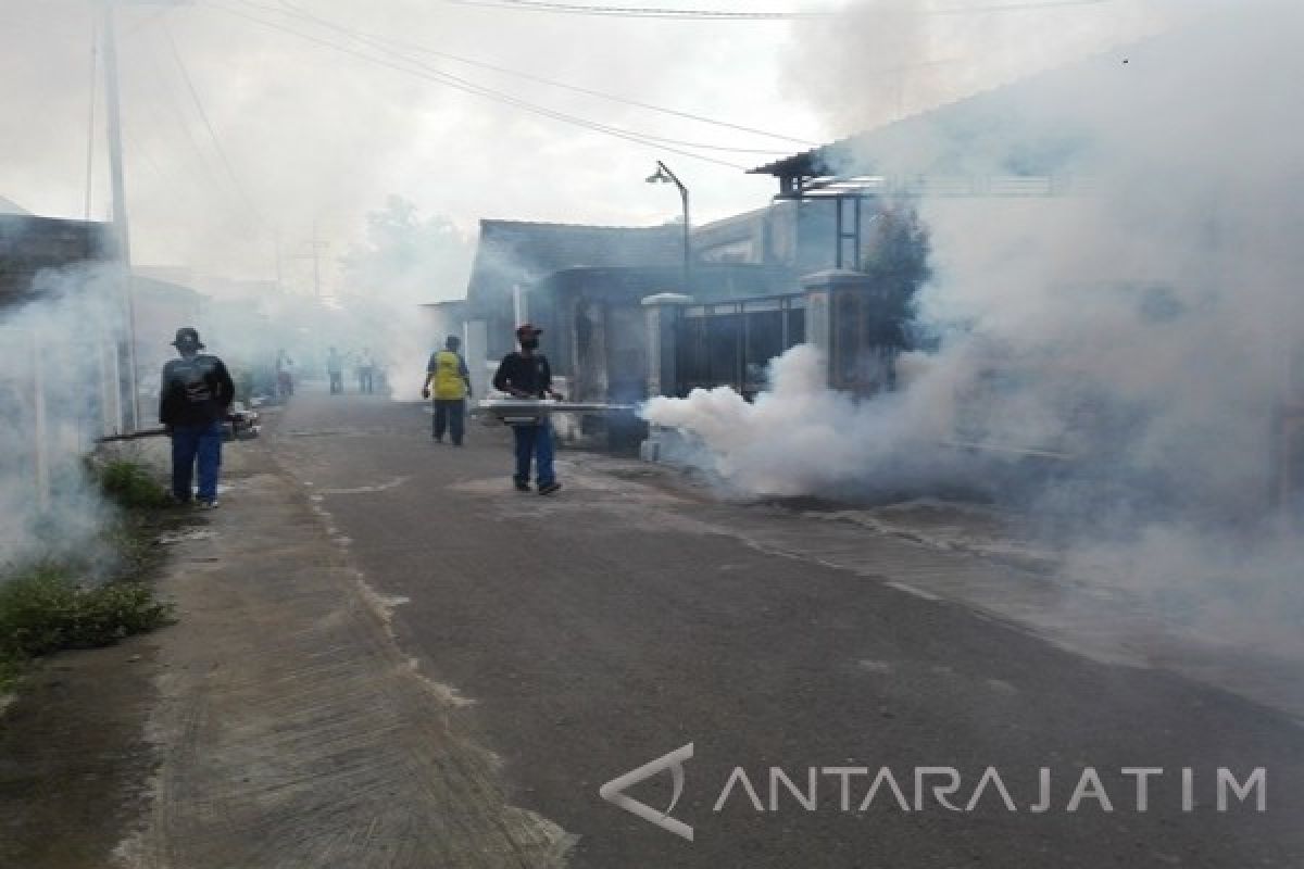 Dinkes Madiun Lakukan Pengasapan Cegah Demam Berdarah