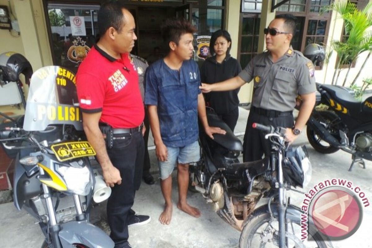 Pencuri Kendarai Sepeda Motor Curiannya, Eh Kena Tangkap 