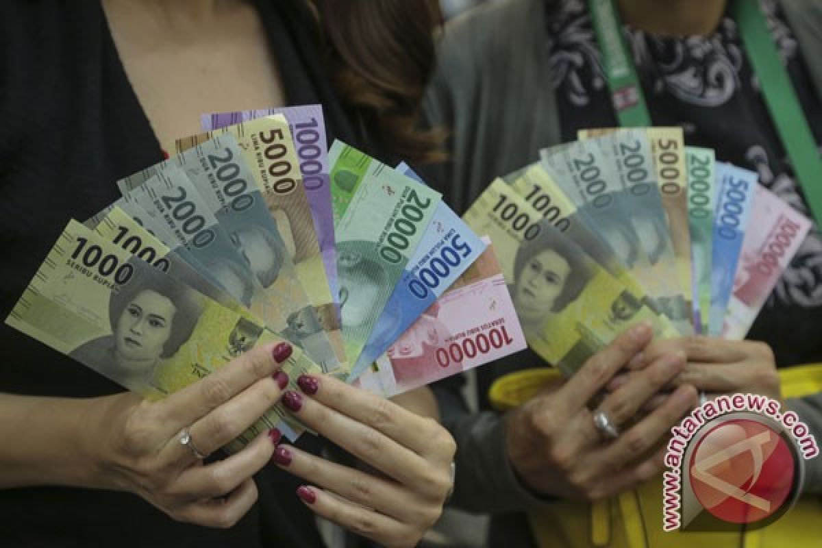 Rupiah Rabu sore melemah menjadi Rp13.410