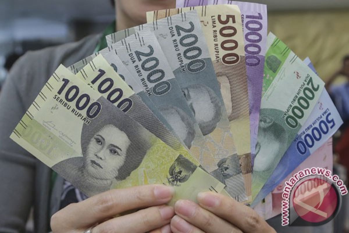 Kurs rupiah naik tipis