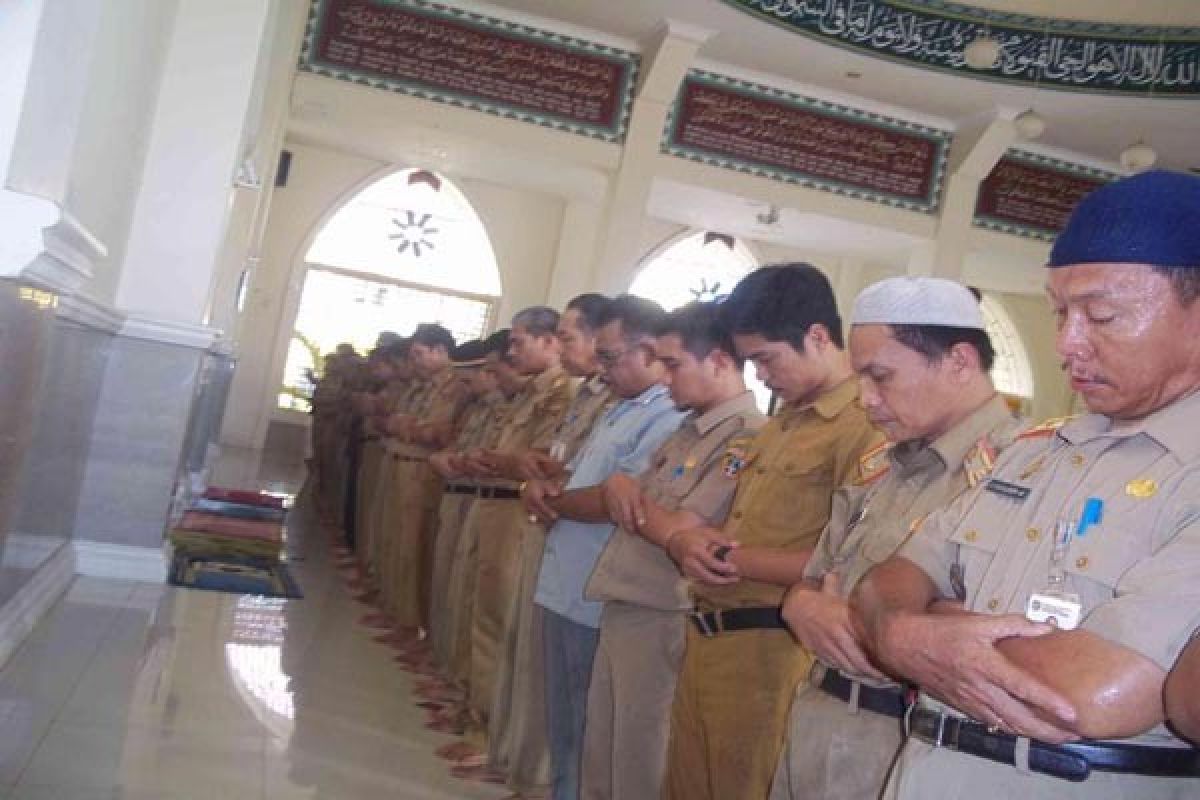 Bupati Keluarkan Aturan ASN Wajib Shalat Berjemaah