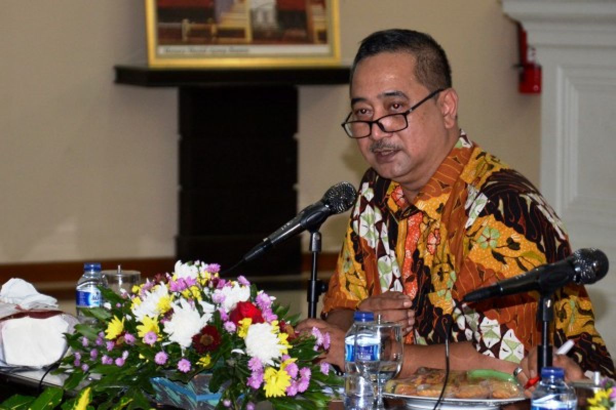 DPR : Seharusnya Indonesia tidak kekurangan guru