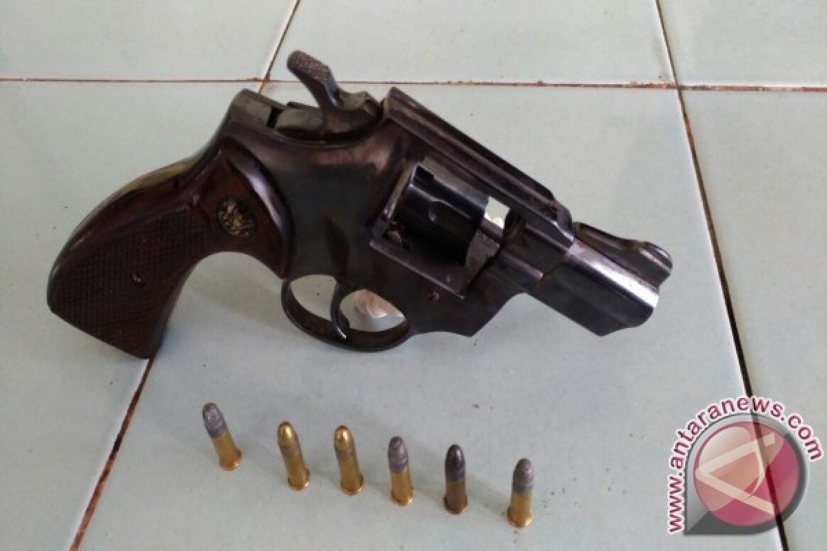 Pistol Misterius Ditemukan di Kampung Melayu Bengkulu