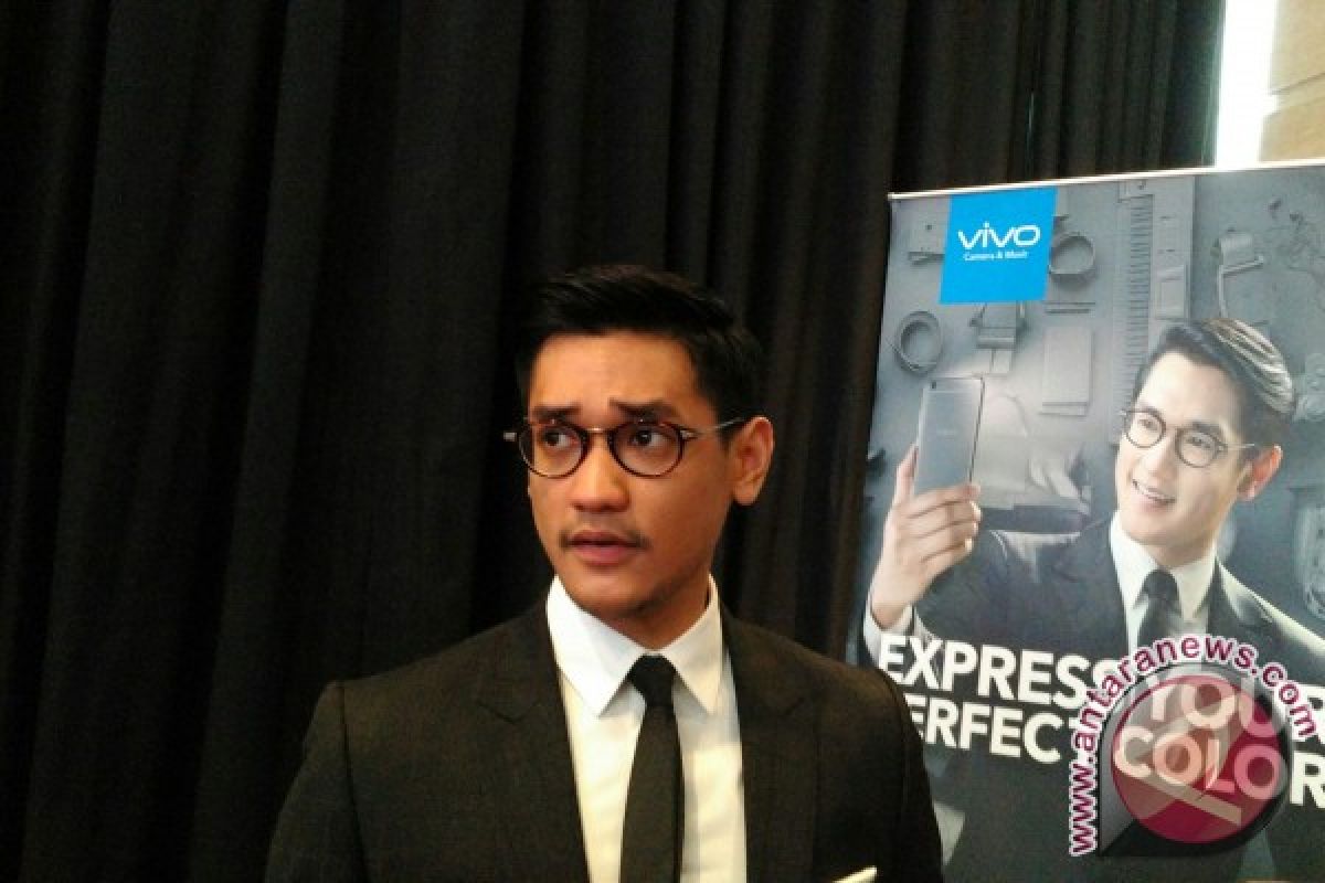 Afgan pilih nyanyi saat tahun baru (video)