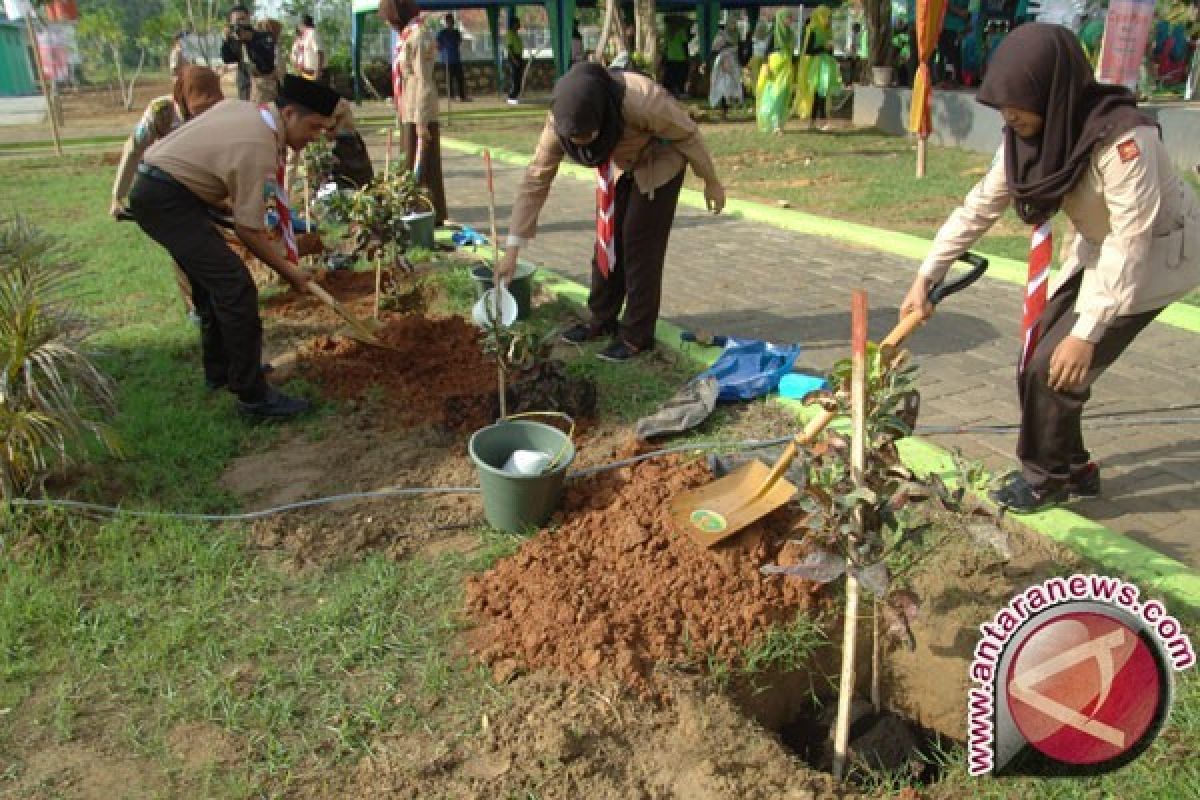 Dishut Batanghari gelar kegiatan tanam pohon