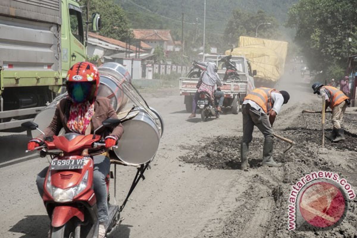 Kendaraan berat dilarang melintas jalur Brebes-Banyumas