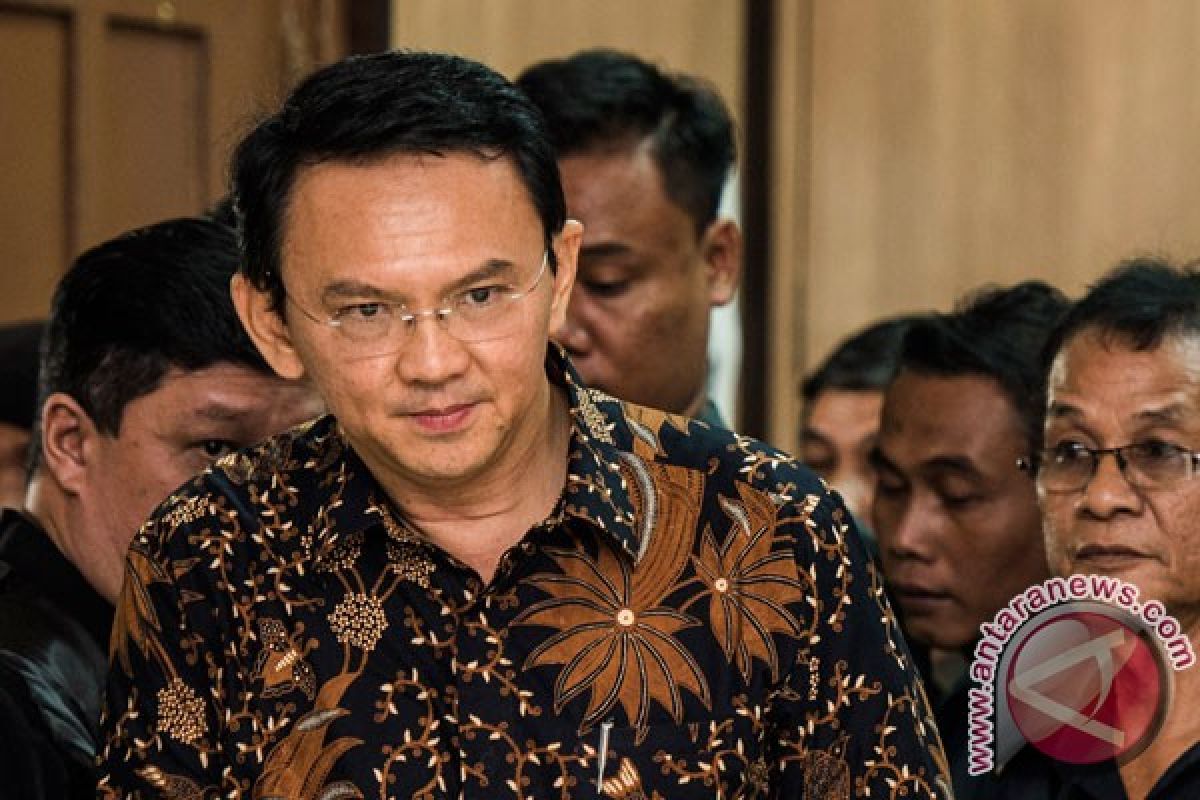 Ahok sebut tembok apartemen penyebab banjir di Cilandak