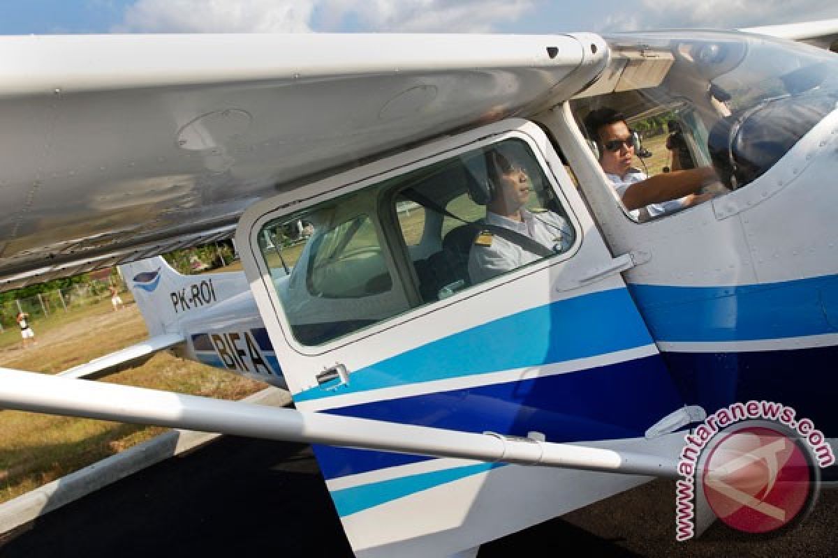 Transportation Ministry closes two flying schools