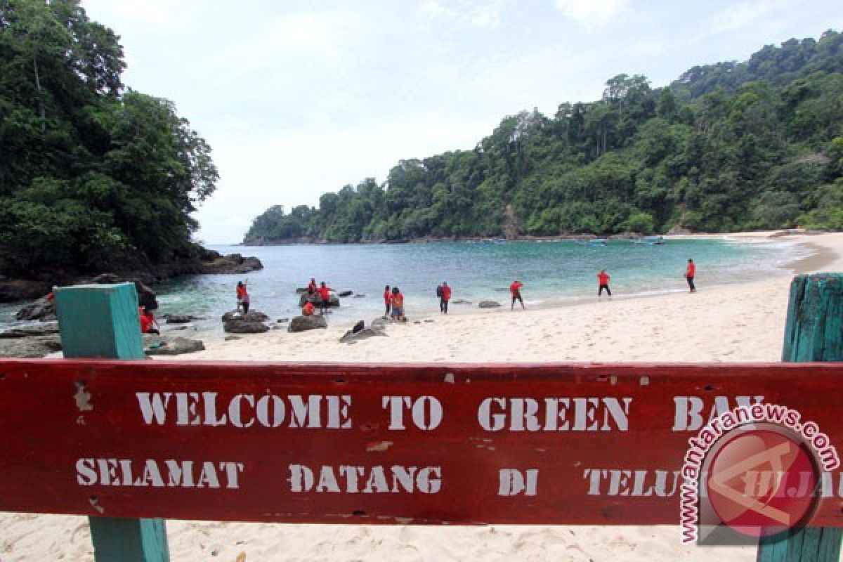 Banyuwangi siapkan pantai khusus perempuan