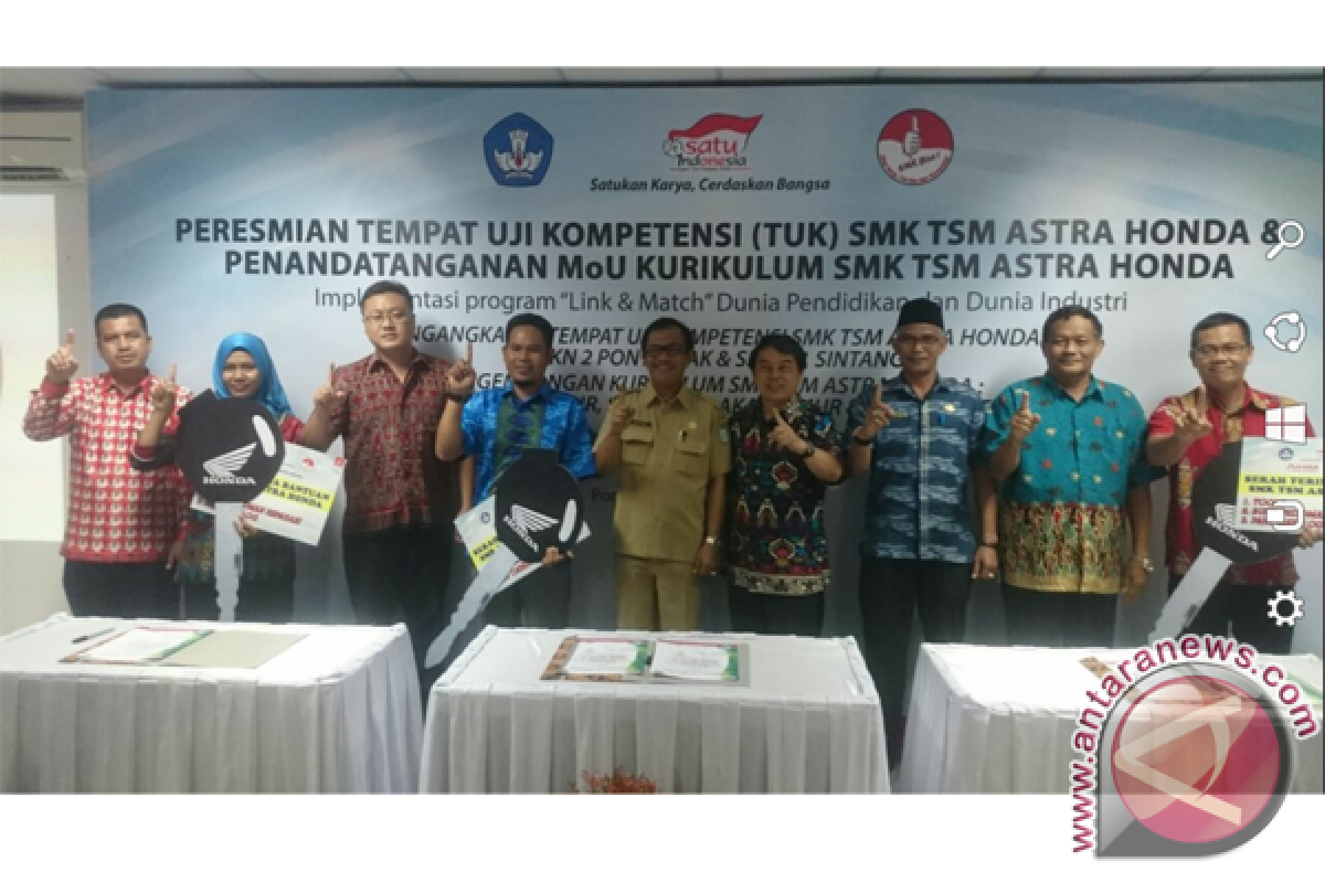 Astra Honda Motor Perkuat Program Pendidikan SMK