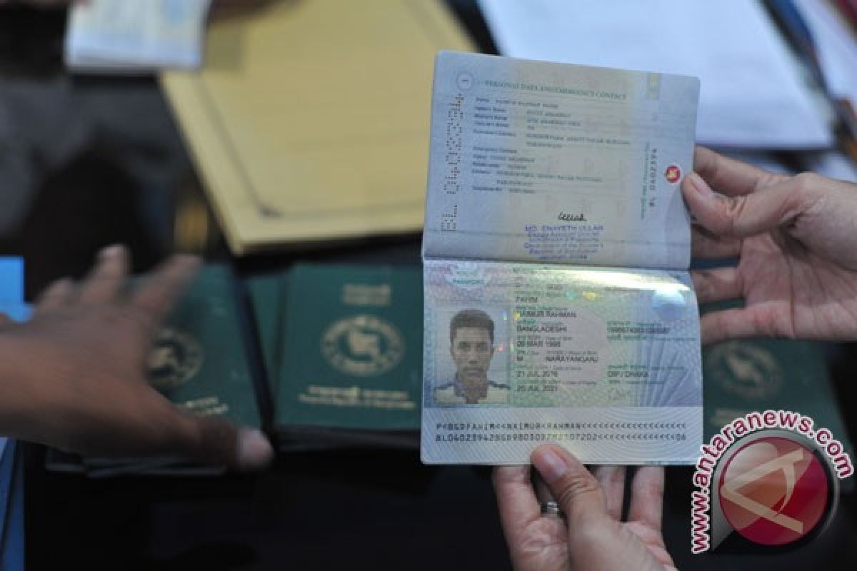 Imigrasi Karimun tangkap tujuh warga negara asing