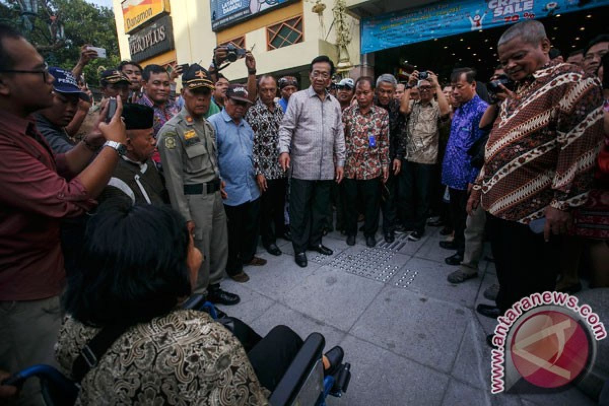 Polda DIY sosialisasikan "car free night" Malioboro