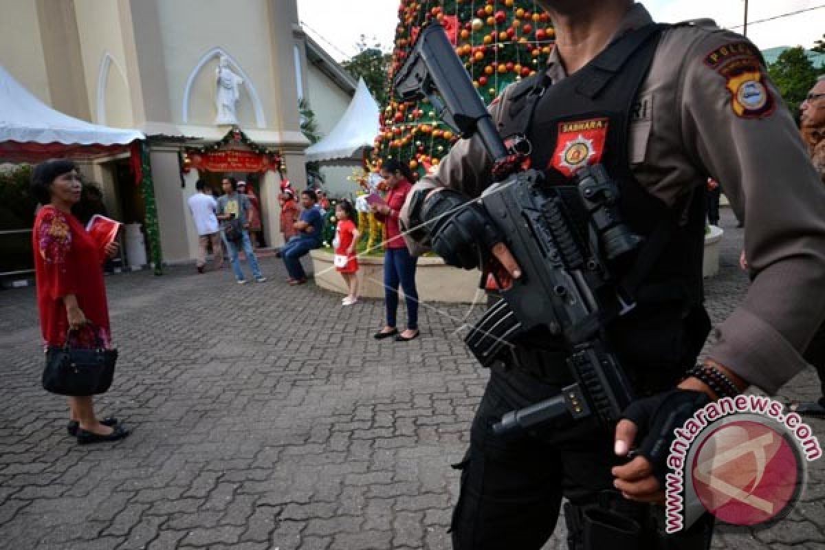 Kapolda Sulsel aktif pantau keamanan Natal