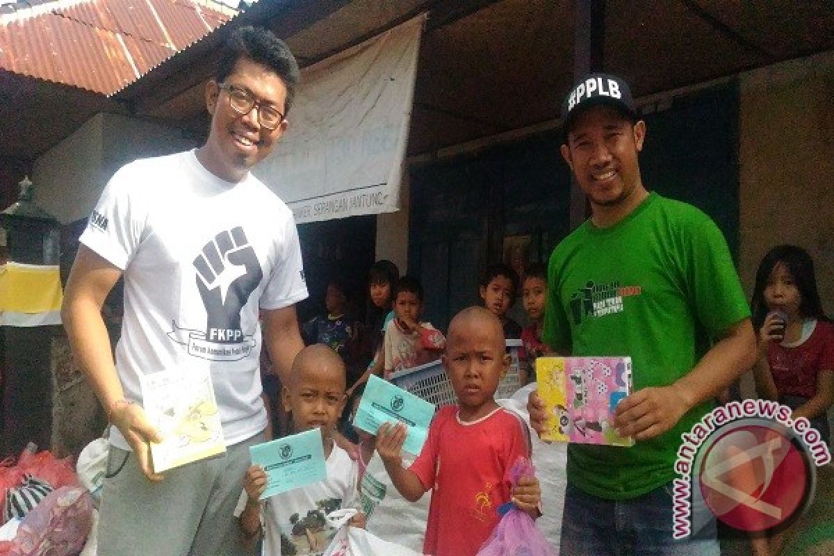 Kampanyekan Cinta Lingkungan Sejak Dini, Bank Sampah Panji Berikan Buku Gratis Jelang Sekolah