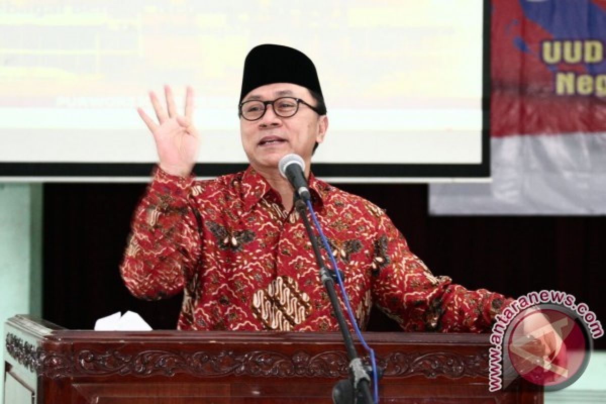 Ketua MPR: Pancasila mempersatukan, bukan membedakan