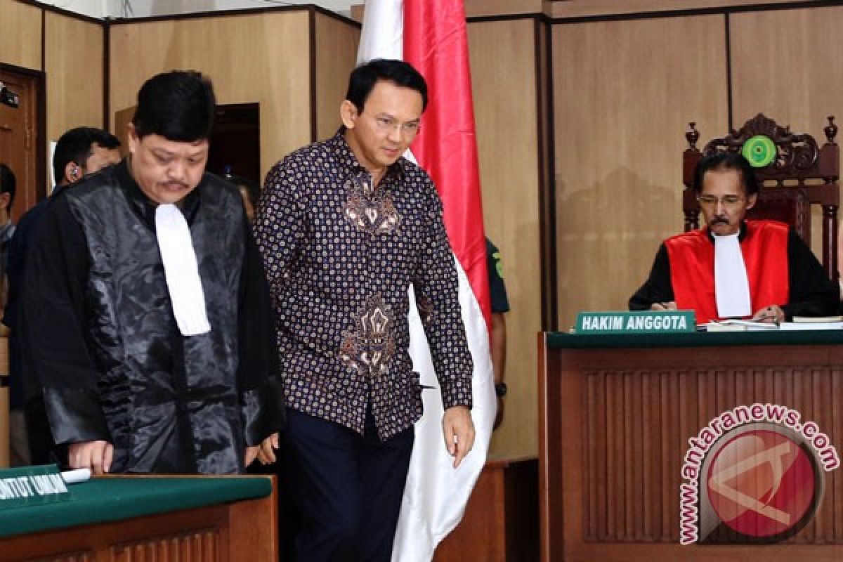 Sidang Ahok dilanjutkan hari ini