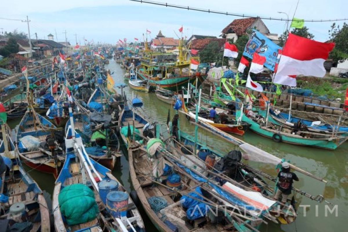 Pedagang: Ikan Laut Di Bojonegoro Langka