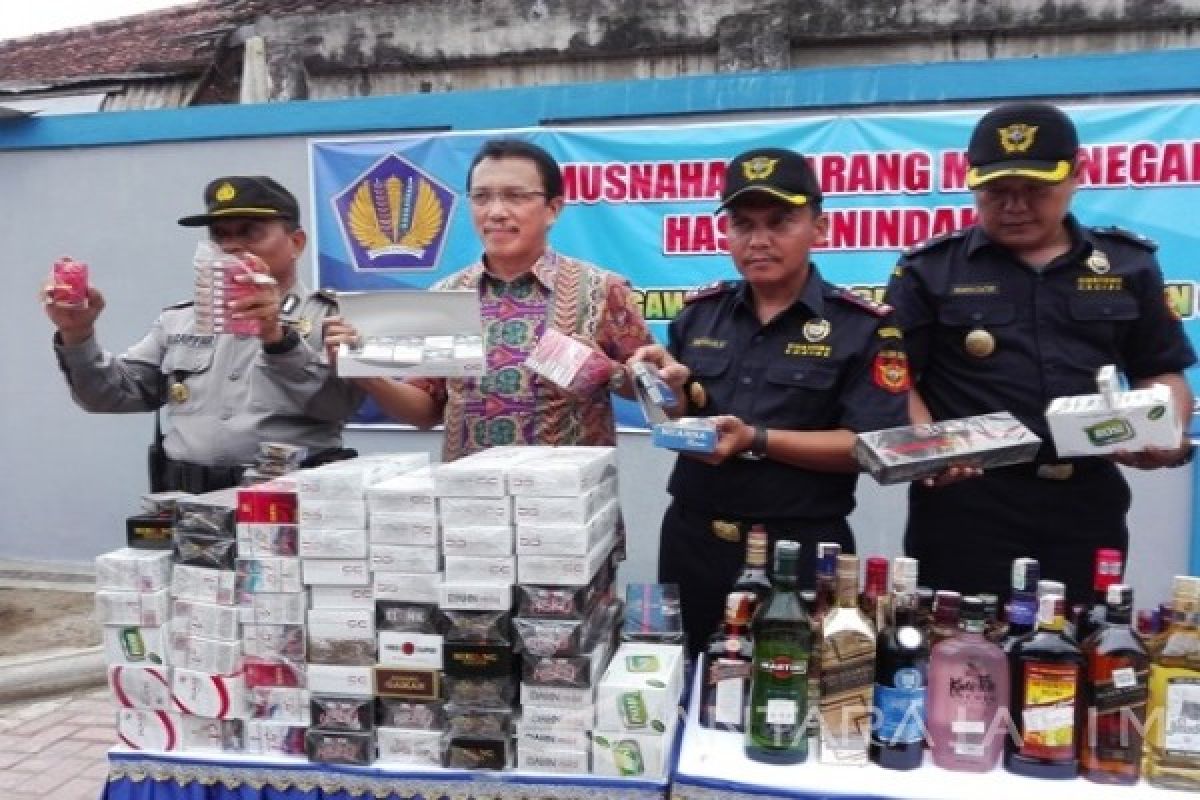 Bea Cukai Madiun Musnahkan Ribuan Rokok Ilegal