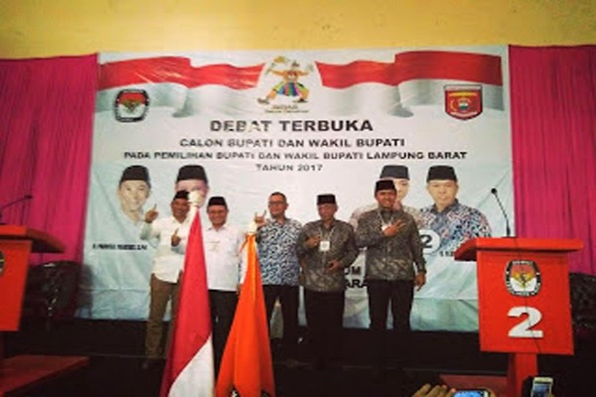 Pendukung Hadiri Debat Kandidat Pilkada Lampung Barat 