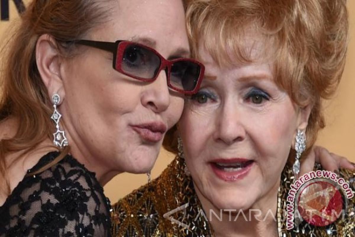 Kehidupan dan Karier Aktris Hollywood Debbie Reynolds 