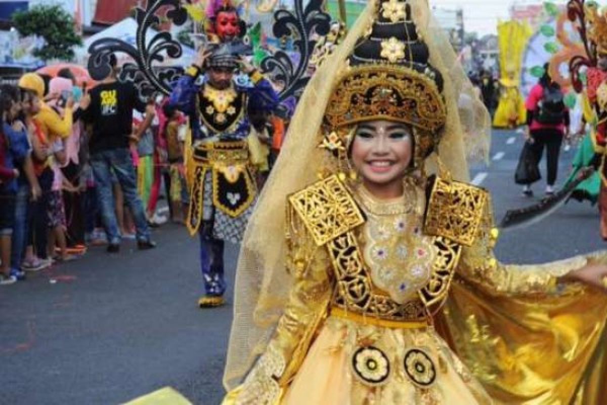 Aya Collection Siapkan Busana Karnaval Melayu untuk FIKR 2016
