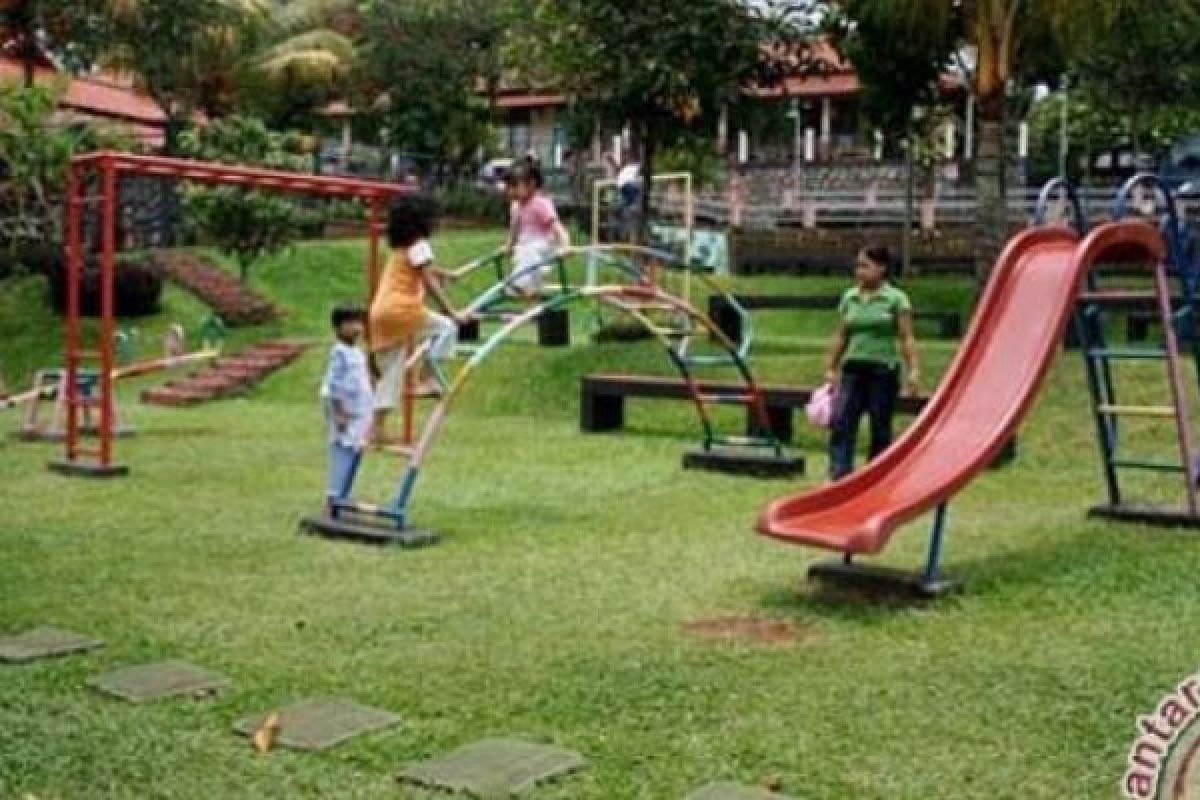 Belasan Permainan Anak Di Taman Kaulinan Siap Meyambut Keluarga Anda