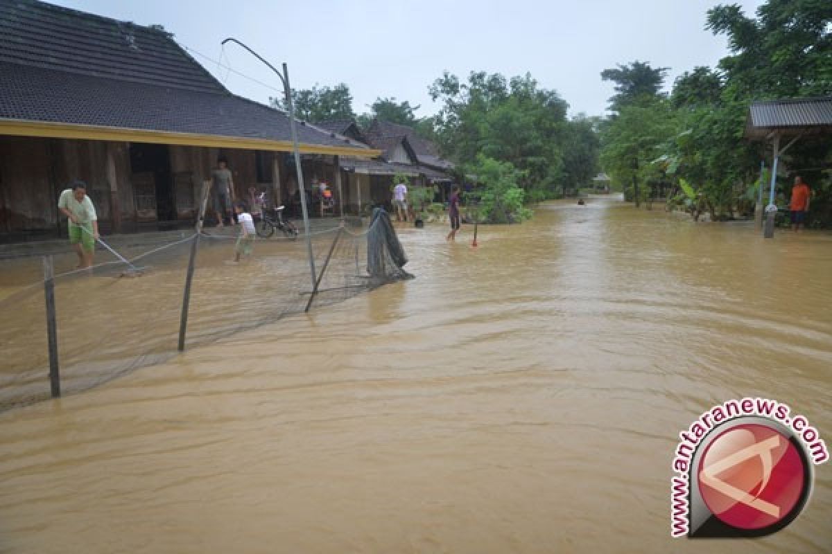 Banjir dan Longsor Landa Kawasan Dieng