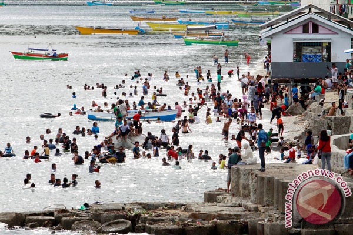 Wisata pantai pilihan warga Gorontalo saat liburan