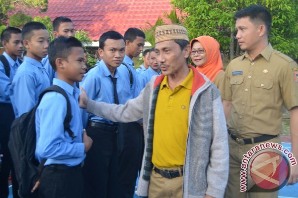 Bupati: Sekolah Lebih Awal Tingkatkan Mental 