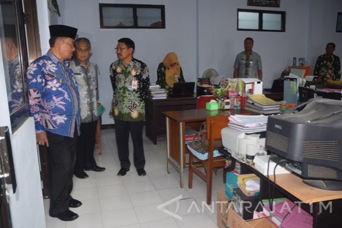 19 PNS Pemkab Madiun Tidak Masuk Kerja