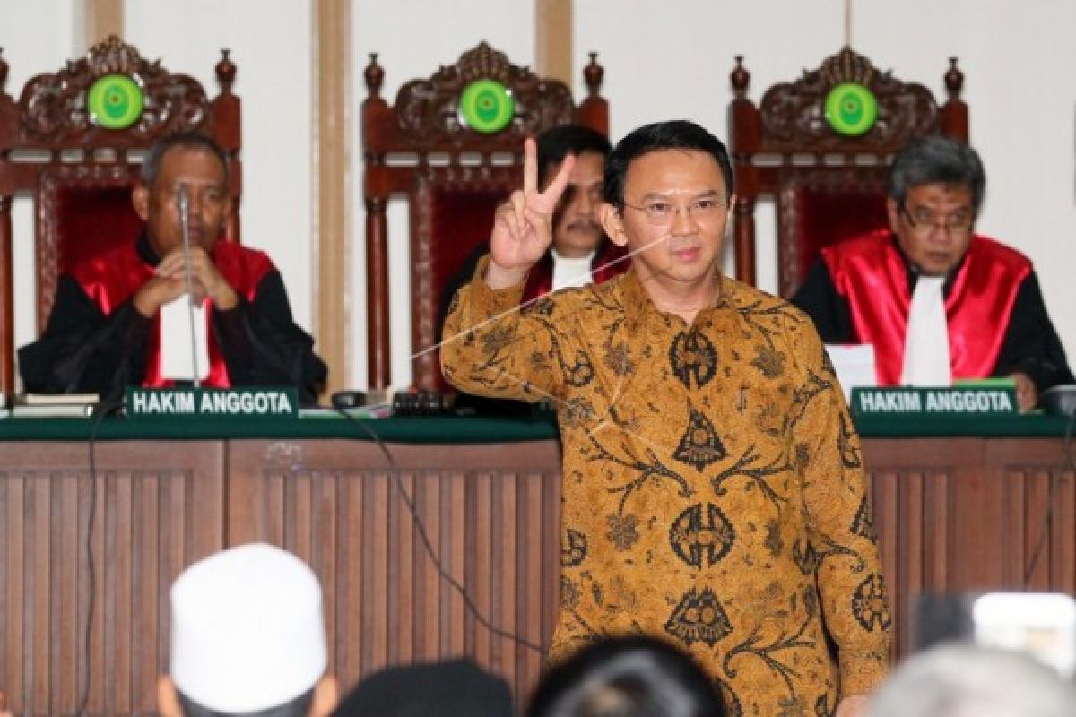 Saksi Nelayan Mengaku Tidak Perhatikan Pidato Ahok