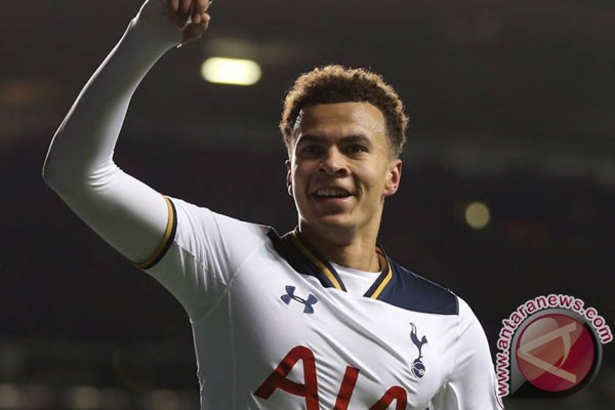 Dua gol Alli bawa Tottenham tundukkan Chelsea