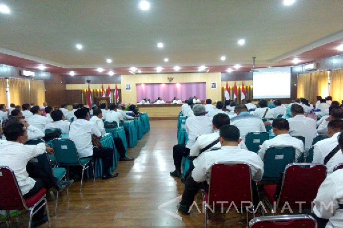 Kades Situbondo 90 persen Belum Serahkan SPJ