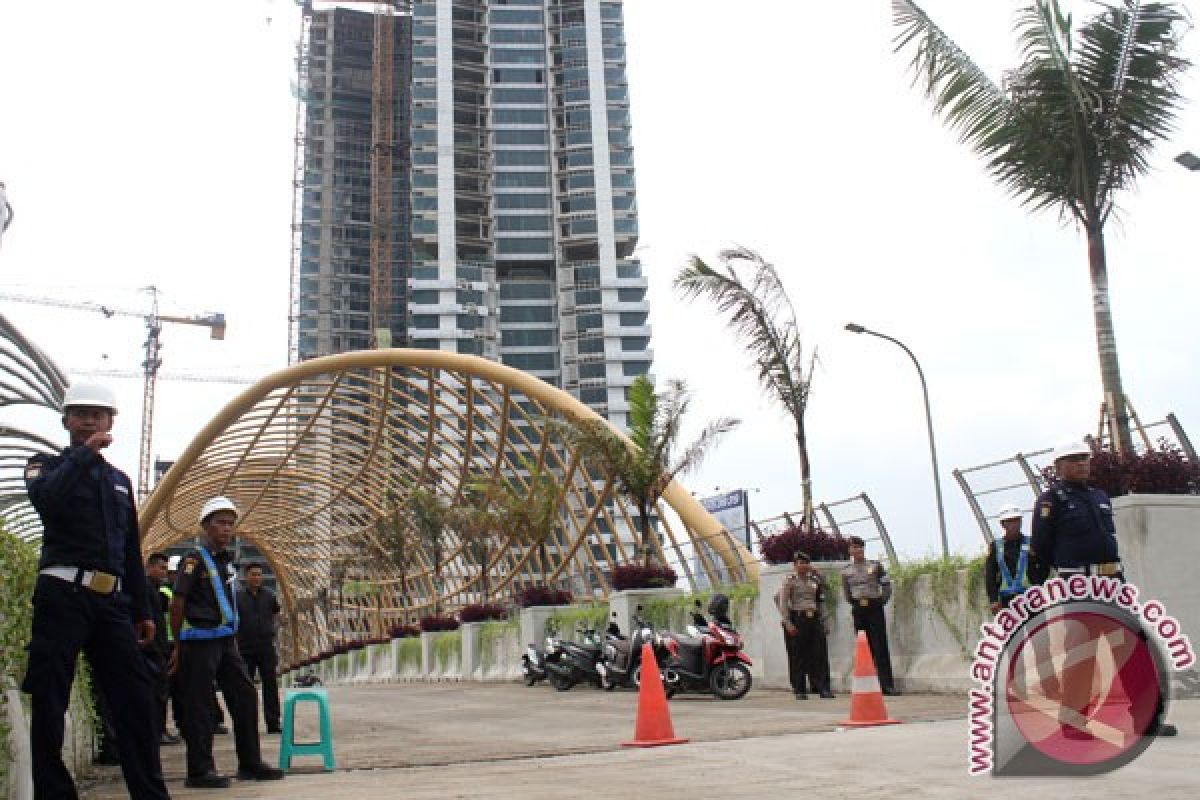 Keamanan Apartemen Kamala Lagoon tutup informasi kecelakaan