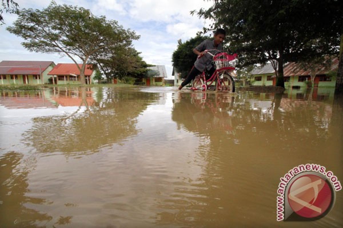 Banjir bandang Aceh Besar sempat rendam rumah warga