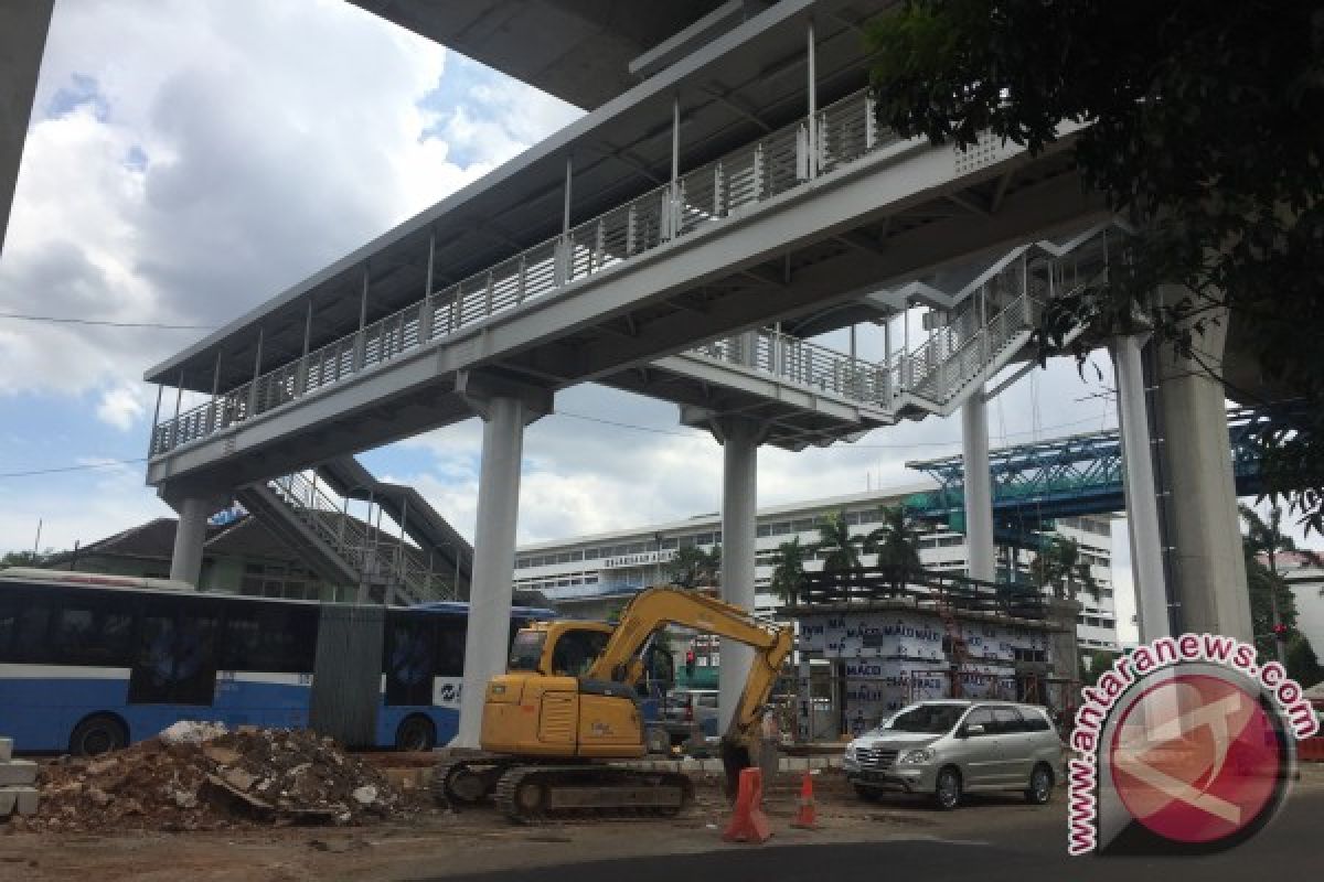 Halte Transjakarta koridor 13 ditargetkan selesai bulan ini 