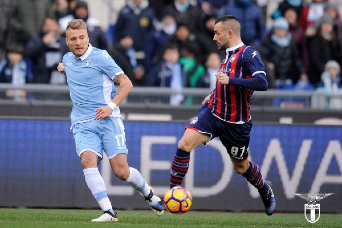 Ciro Immobile antar Lazio atasi Crotone 1-0