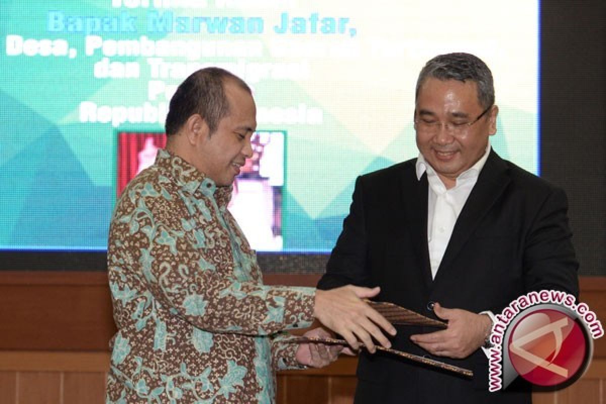 Menteri Desa belajar reforma agraria ke Felda Malaysia