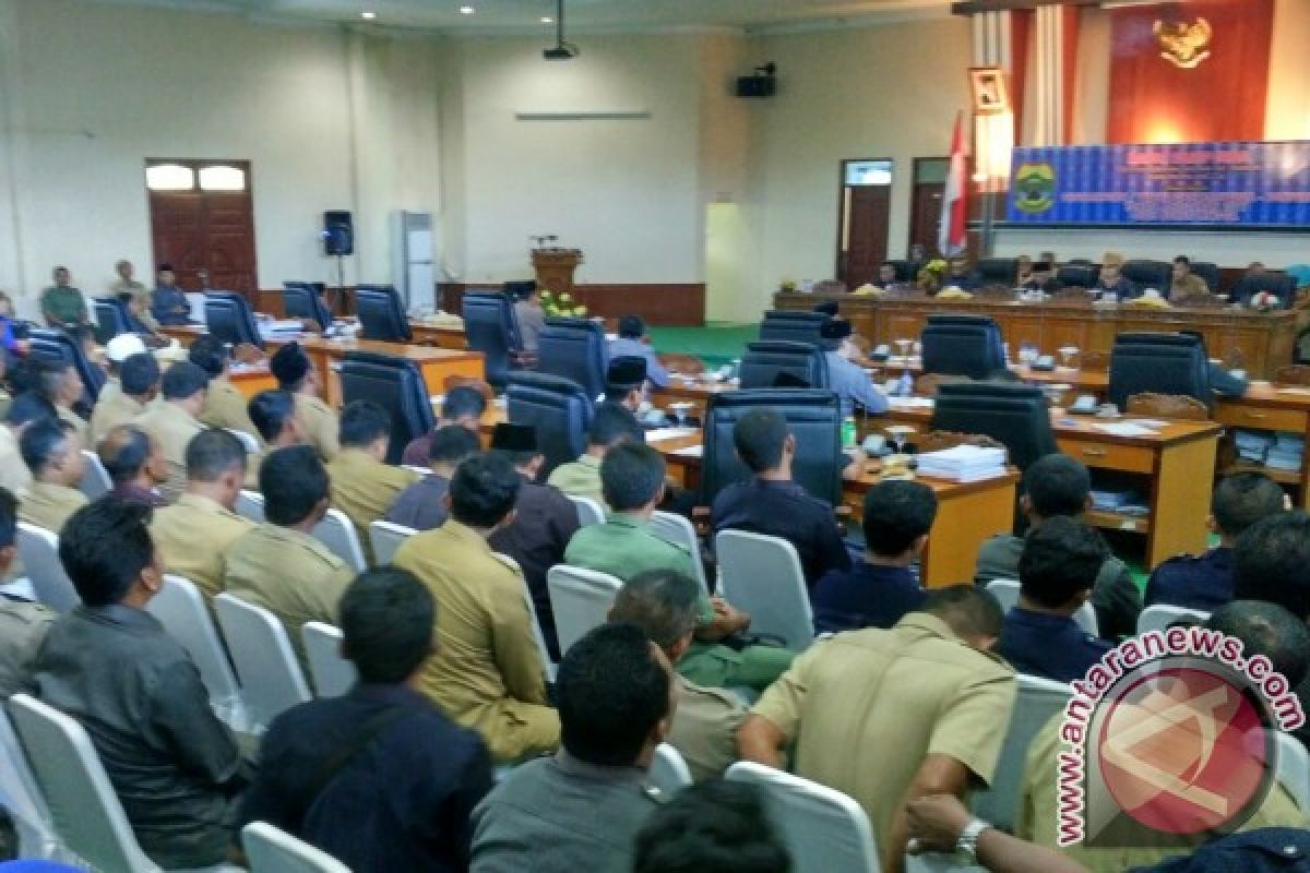 Bupati Lingga Sampaikan 3 Ranperda ke DPRD