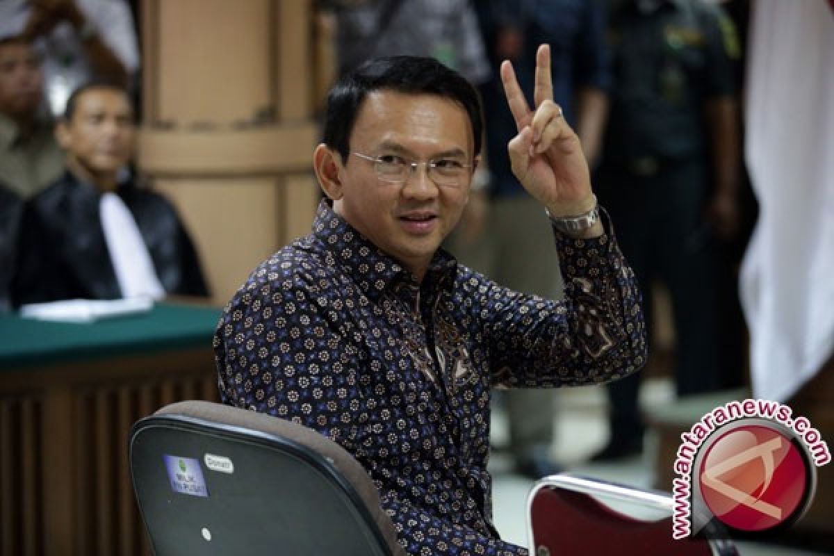 Pertimbangan jaksa dalam menuntut Ahok