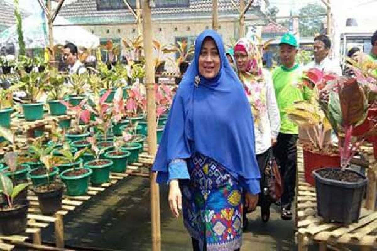 Produk Petani Batang Kini Masuk Toko Modern