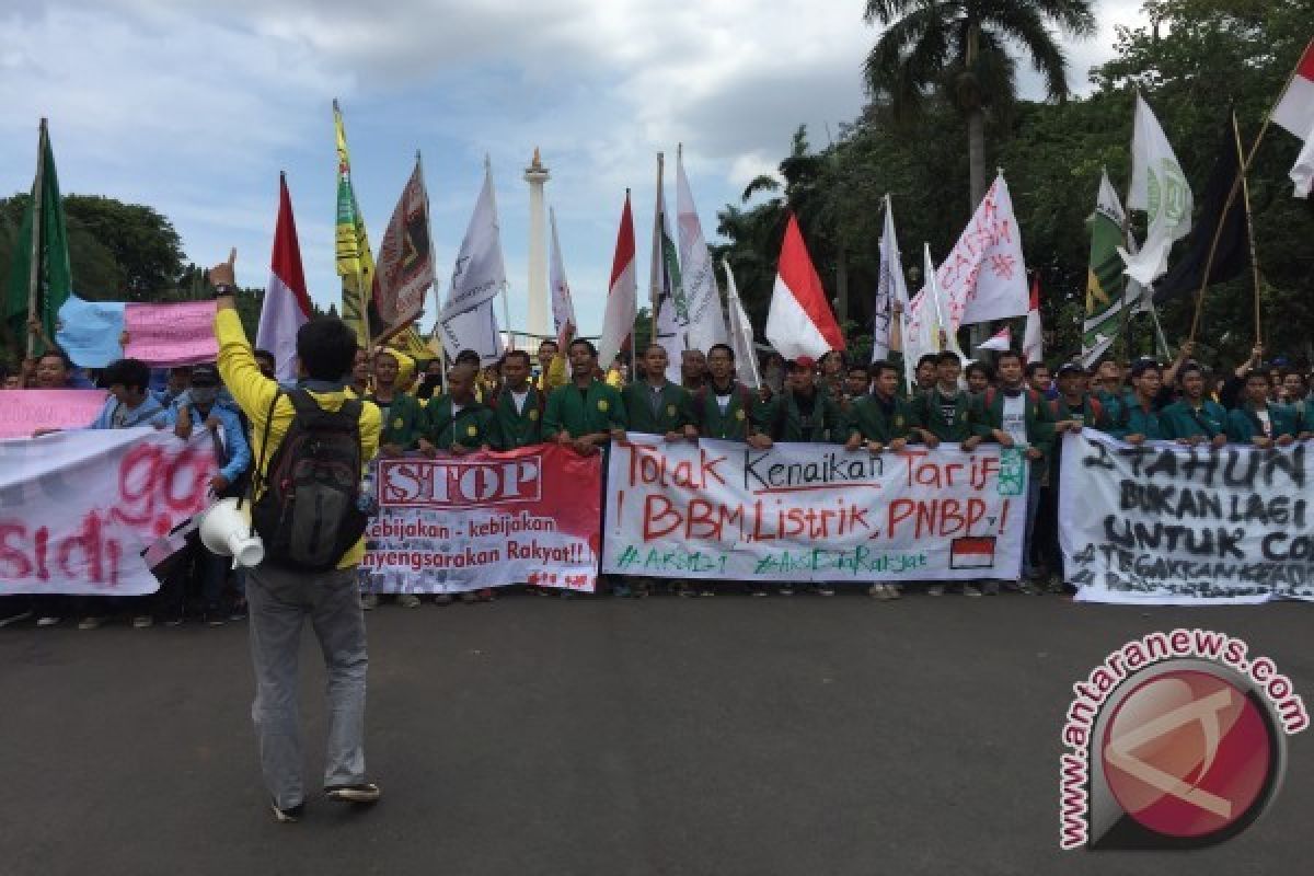 Aliansi Mahasiswa Demo Protes Kebijakan Pemerintah